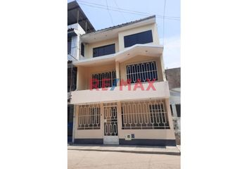 Casa en  Jiron Pérez De Tudela 12, Urbanización Mariscal Cáceres Sector 2, San Juan De Lurigancho, Lima, Per