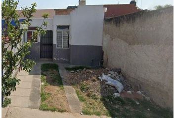Casa en  Calle Revolución 160, Felipe Ángeles, El Salto, Jalisco, 45696, Mex