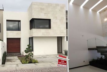 Casa en  Calle Lago Yalahan 22-256, Fraccionamiento Cumbres Del Lago, Querétaro, 76230, Mex