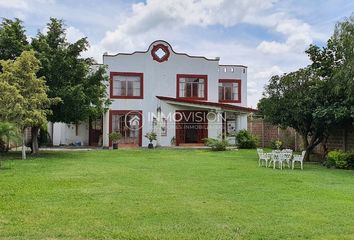 Casa en  Paseo De Los Cedros, Fraccionamiento Los Cañaverales, Tepeojuma, Puebla, 74390, Mex