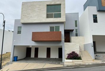 Casa en  El Uro, Monterrey