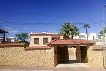 Villa en  Distrito 2 - Urbanizaciones - Los Naúfragos, Torrevieja