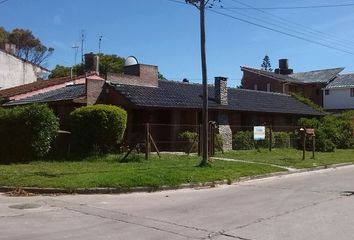 Casa en  Bosque Peralta Ramos, Mar Del Plata