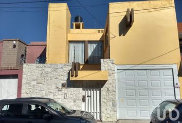 Casa en  Calle Toledo 109, Exhacienda De Guadalupe, Pachuca De Soto, Hidalgo, 42050, Mex