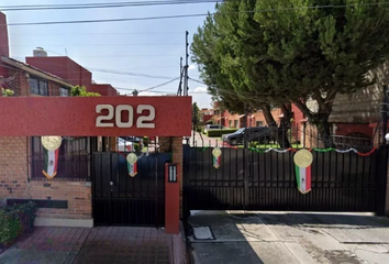 Casa en condominio en  Calle Albert Einstein, Ejd Buenavista, Toluca, México, 50010, Mex