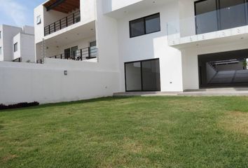 Casa en  Calle Lago Yalahan 22-256, Fraccionamiento Cumbres Del Lago, Querétaro, 76230, Mex