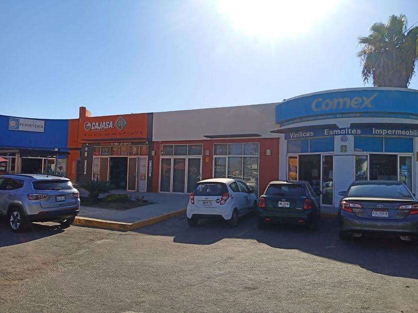 renta Local comercial en Valle Real, Zapopan, Zapopan, Jalisco  (EB-ET9704r)