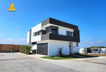 Casa en  Punta Tiburón, Alvarado, Veracruz