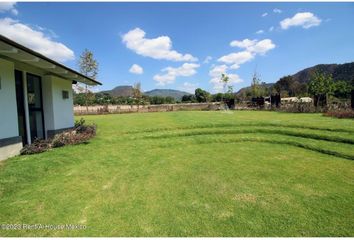 Casa en  Avándaro, Valle De Bravo