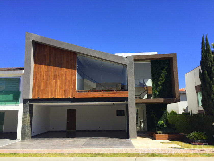 venta Casa en condominio en La Vista Contry Club, San Andrés Cholula  (EB-M1256s)