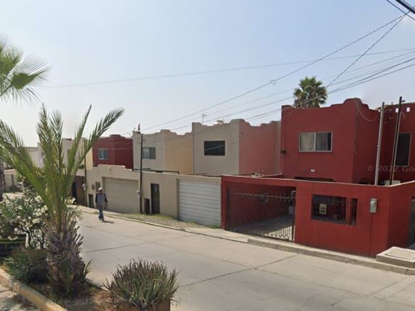 venta Casa en Los Maestros, Ensenada, Ensenada (32068153)