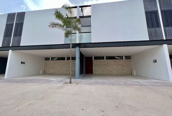 Casa en condominio en  Calle 21, Conkal, Yucatán, 97345, Mex