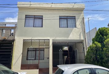 Casa en fraccionamiento en  Calle Francisco Villa 613-615, Libertadores De América 2, Guadalupe, Nuevo León, 67168, Mex