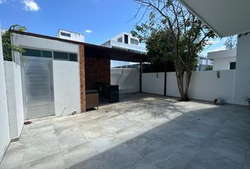 Casa en fraccionamiento en  Residencial Altabrisa, Colonia Altabrisa, Mérida, Yucatán, México