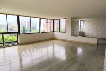 Apartamento en  Calle 9 O 1 11, Santiago De Cali, Cali, Valle Del Cauca, Col