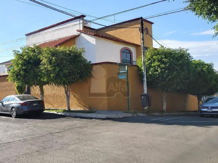 venta Casa en Colinas del Cimatario, Municipio de Querétaro (1623_2058)-  