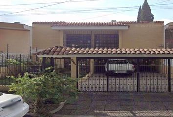 77 casas en venta en Fraccionamiento Bosques de la Victoria, Guadalajara -  