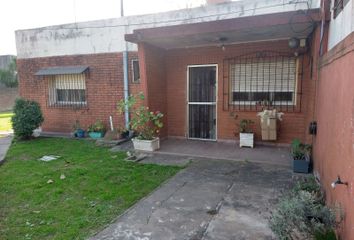 Casa en  Intendente Luis Villar 3993, Gobernador Monteverde, Florencio Varela, B1888, Buenos Aires, Arg