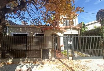 Casa en  Castelar, Partido De Morón