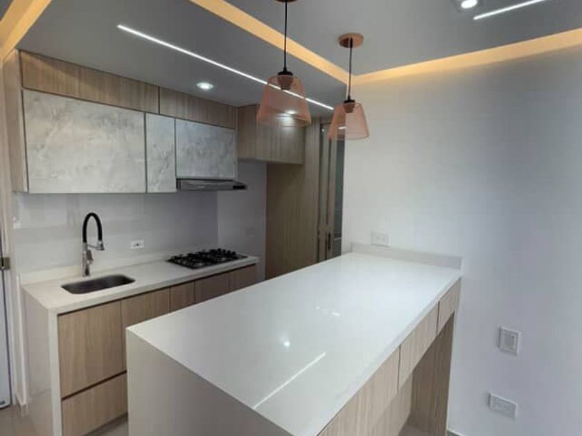 Apartamento en arriendo Primero De Mayo, Sur