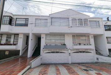 Villa-Quinta en  Carrera 9b 117a 25, Bogotá, Bogotá, D.c., Col