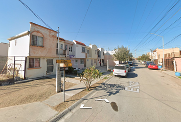 Casa en  Calle Pirul 228-240, Prados De Santa Rosa, Apodaca, Nuevo León, 66610, Mex