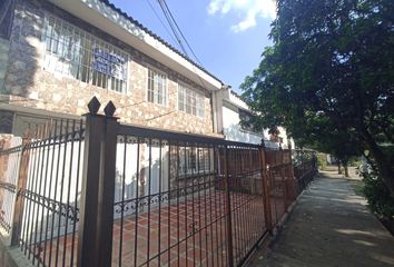 Apartamento en  Avenida 8an 33, El Bosque, Cali, Valle Del Cauca, Col