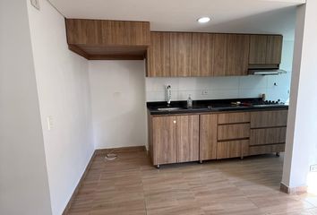 Apartamento en Rodeo Alto, Medellín