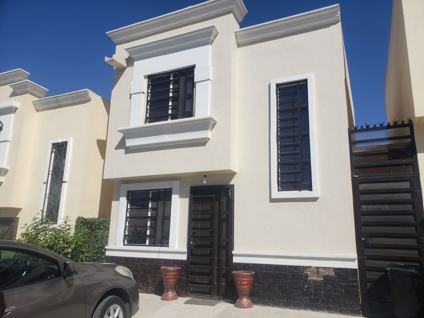 venta Casa en Residencial Verona, Tijuana (EB-LG3189s)