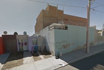 Casa en fraccionamiento en  Circuito Malecón Norte, Conj Hab La Soledad Infonavit, Tonalá, Jalisco, 45403, Mex
