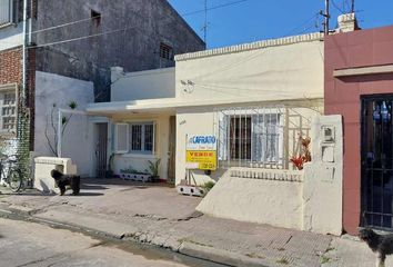 Casa en  Pasaje Culpina 4701-4799, Villa Domínico, Avellaneda, B1874, Buenos Aires, Arg