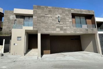 Casa en  El Uro, Monterrey