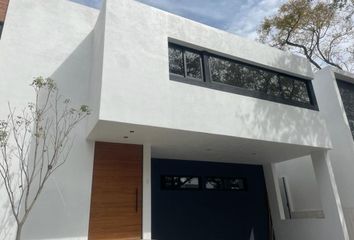 Casa en  Pueblo Santa María Ahuacatitlán, Cuernavaca, Morelos