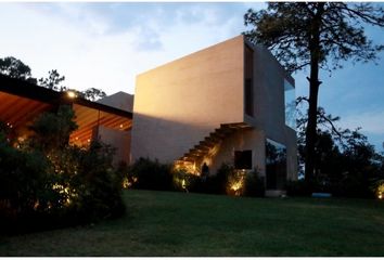 Casa en condominio en  Avándaro, Valle De Bravo