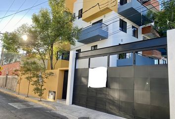 Departamento en  La Normal, Guadalajara, Jalisco