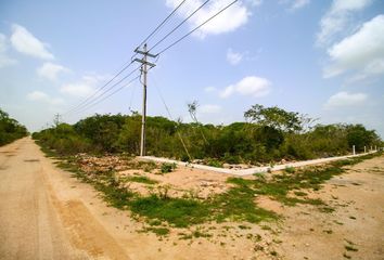 Lote de Terreno en  Pueblo Baca, Baca, Yucatán
