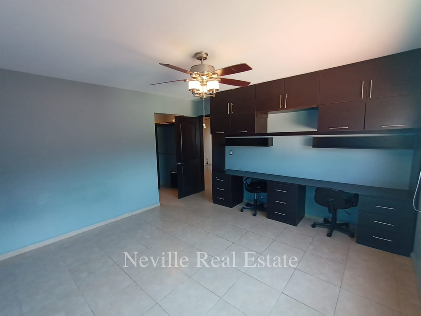 venta Casa en Cumbres del Cimatario, Huimilpan (EBMG8739s) icasas.mx