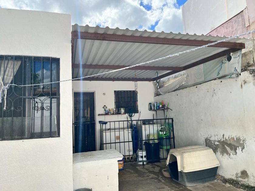 Venta Casa En Ciudad Caucel, Mérida, Yucatán (EB-MM4294s)- Icasas.mx