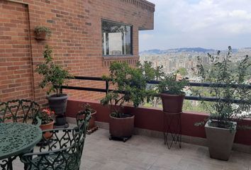 Apartamento en  Bosques De Pinos, Bogotá