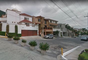 13 casas en venta en Cumbres Campanario, Monterrey 