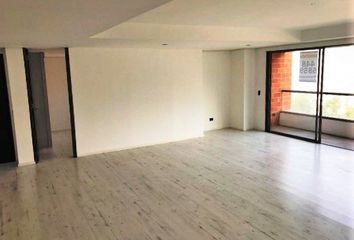 Apartamento en  Poblado, Medellín