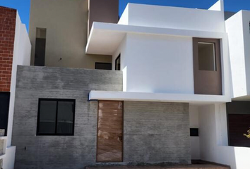 Casa en  Frutería El Mirador, El Mirador Desarrollo Residencial, Altamira, Altamira Residencial, El Marqués, Querétaro, 76246, Mex