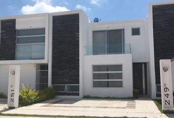 Casa en condominio en  Trojes De Alonso, Ciudad De Aguascalientes