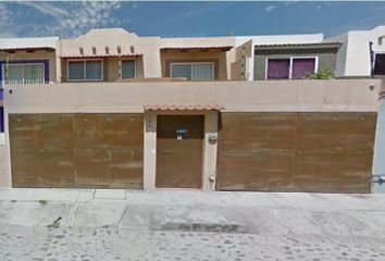 Casa en  Calle Orca 102-128, Fraccionamiento Delfines, Puerto Vallarta, Jalisco, 48325, Mex