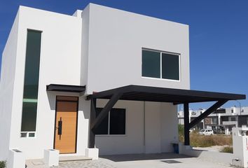 Casa en  Privada Luna Nueva, Entorno Residencial, Celaya, Guanajuato, 38115, Mex