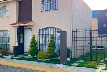 Casa en  Carlos Hank González, Toluca De Lerdo