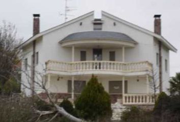 Chalet en  Valencia De Don Juan, León Provincia