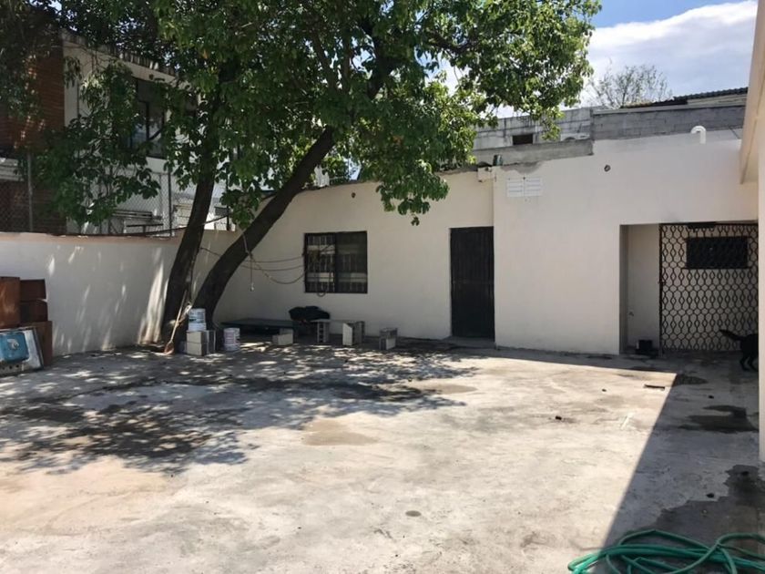 renta Casa en Mitras Centro, Monterrey (EB-KK0514r)