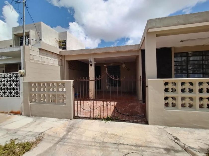 venta Casa en Residencial Pensiones IV, Mérida, Yucatán (MX22-NI9555)-  