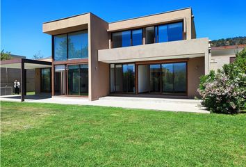 Casa en  Lo Barnechea, Provincia De Santiago